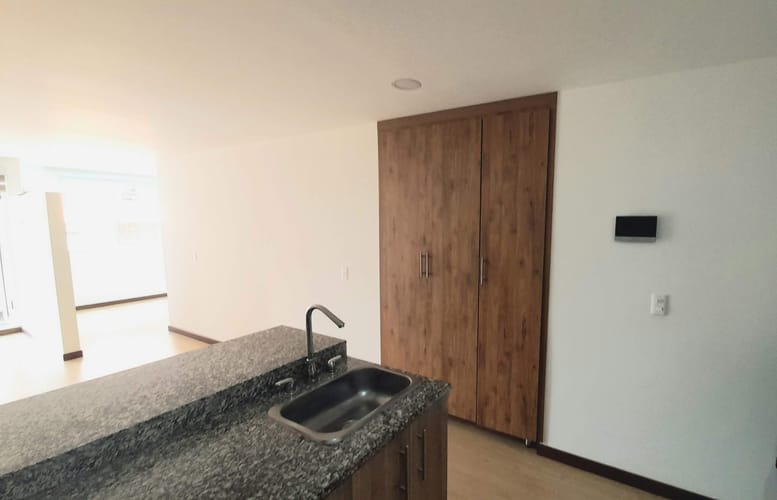 Apartamento en venta en Prado Veraniego, Bogotá, 39 m² · foto 4 de 13