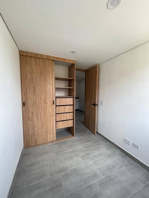 Apartamento de 3 alcobas en arriendo en La Prosperidad, Madrid, 53 m² · foto 8 de 15
