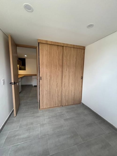Apartamento de 3 alcobas en arriendo en La Prosperidad, Madrid, 53 m² · foto 10 de 15