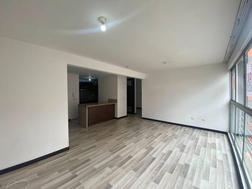 Apartamento de 3 alcobas en venta en Tintala, Bogotá, 76 m² · foto 3 de 19