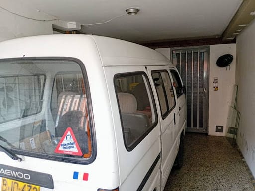 Casa de 5 alcobas en venta en Polo Club, Bogotá, 148 m² · foto 2 de 20