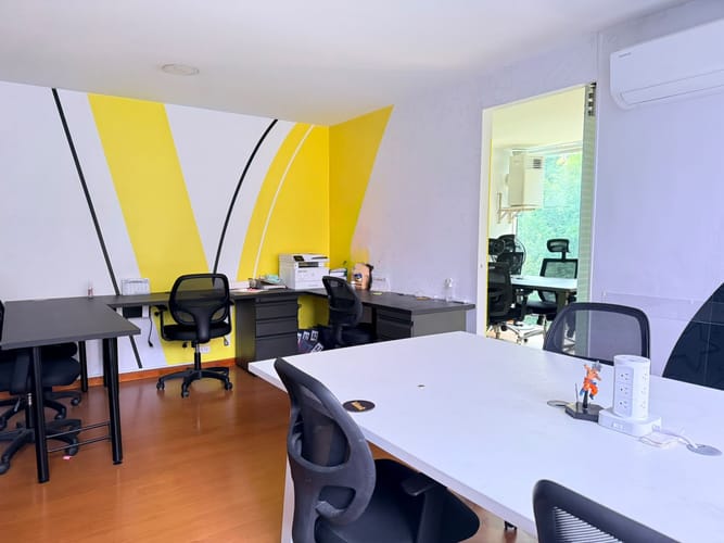 Oficina en arriendo en El Poblado, Medellín, 55 m² · foto 4 de 13