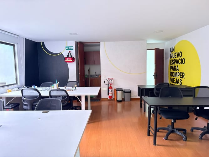 Oficina en arriendo en El Poblado, Medellín, 55 m² · foto 7 de 13