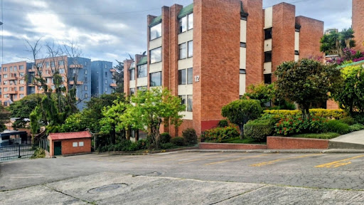 Apartamento en venta en Suba Centro, Bogotá · foto 2 de 19