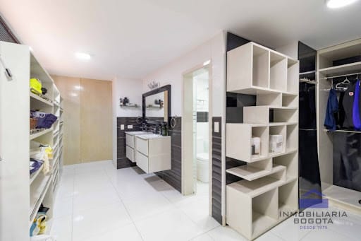Apartamento en venta en Chico Norte, Bogotá · foto 4 de 21