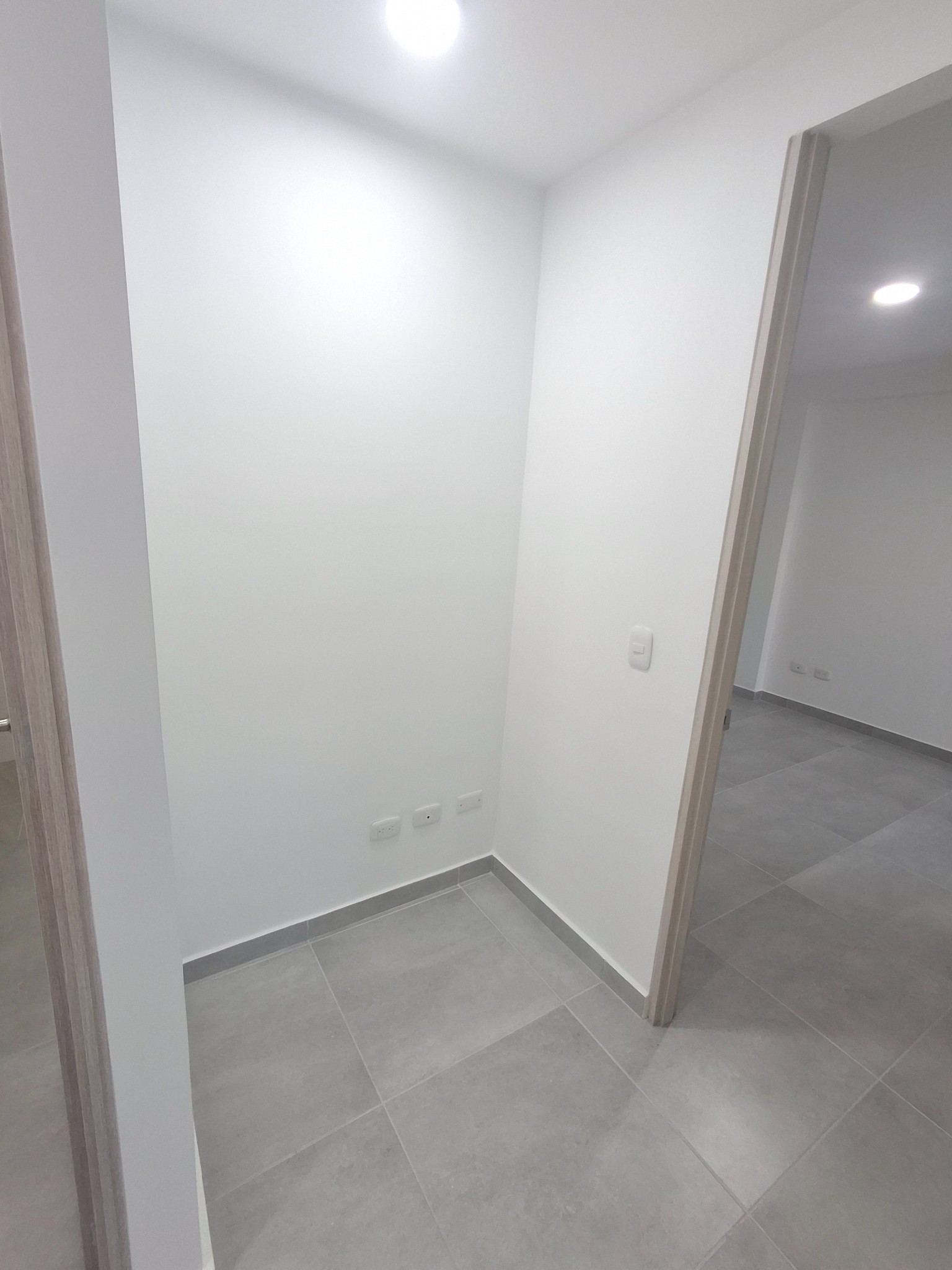 Apartamento en arriendo en Cn. Parque 93 Et. Iii, Ibagué · foto 5 de 17