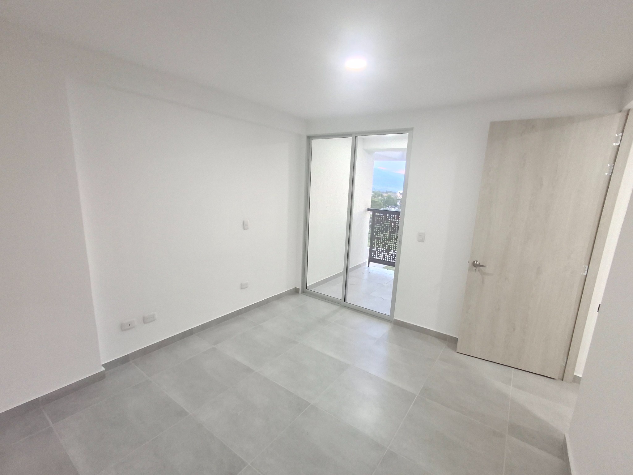 Apartamento en arriendo en Cn. Parque 93 Et. Iii, Ibagué · foto 11 de 17