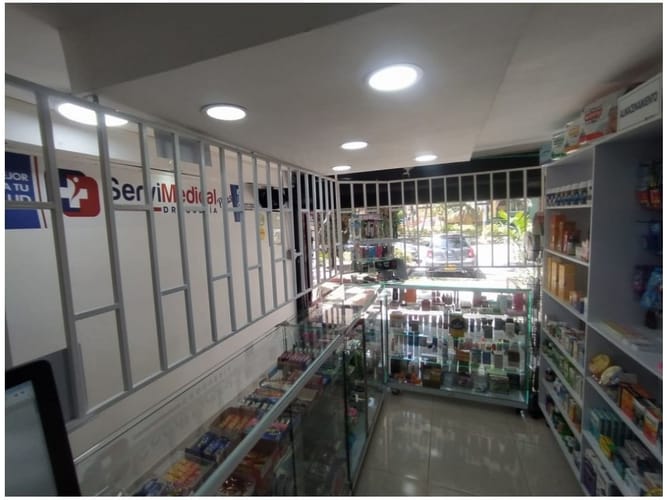 Casa de 5 alcobas en venta en Estadio, Medellín, 182 m² · foto 3 de 24