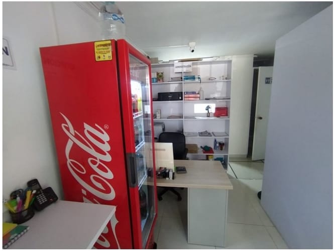 Casa de 5 alcobas en venta en Estadio, Medellín, 182 m² · foto 5 de 24
