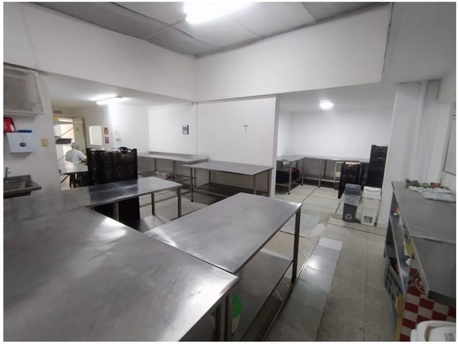 Casa de 5 alcobas en venta en Estadio, Medellín, 182 m² · foto 22 de 24