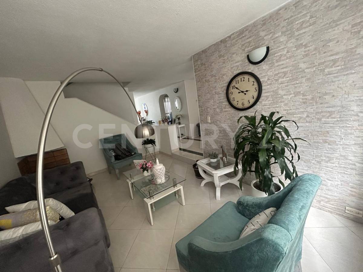 Casa en venta en Modelia, Bogotá · foto 4 de 24