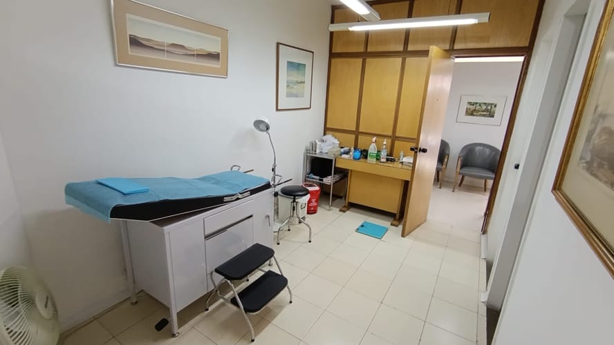 Oficina en arriendo en La Aguacatala, Medellín, 45 m² · foto 2 de 10