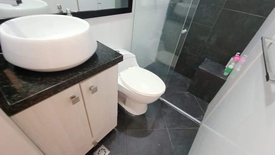 Apartamento de 3 alcobas en arriendo en Laureles, Medellín, 128 m² · foto 17 de 17