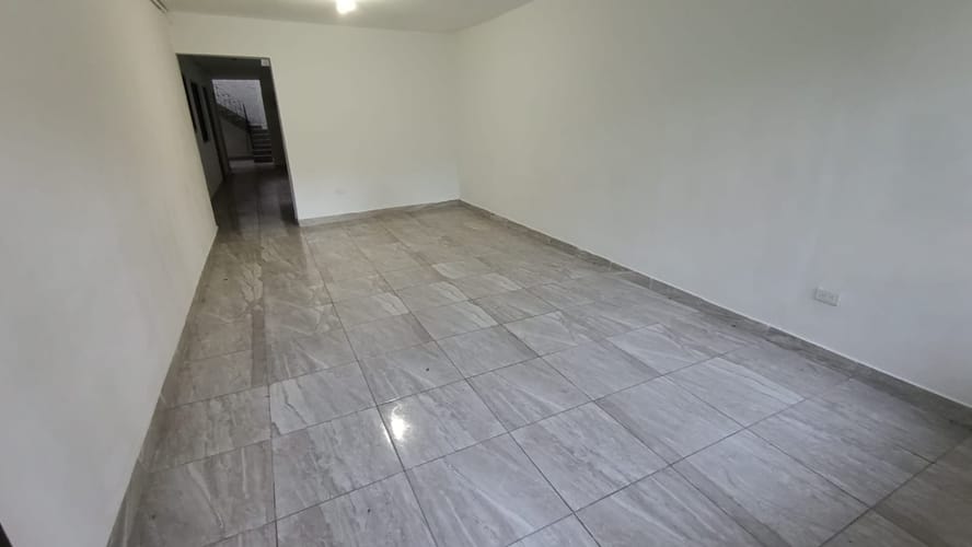 Local en arriendo en Laureles, Medellín, 200 m² · foto 2 de 16