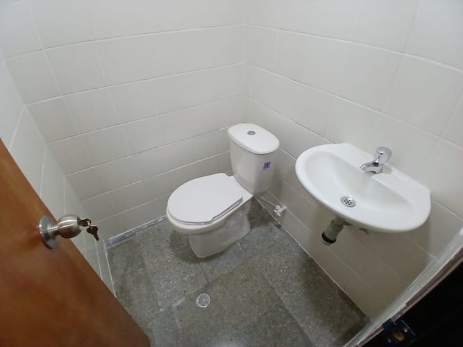 Local en arriendo en Shellmar, Medellín, 231 m² · foto 3 de 6