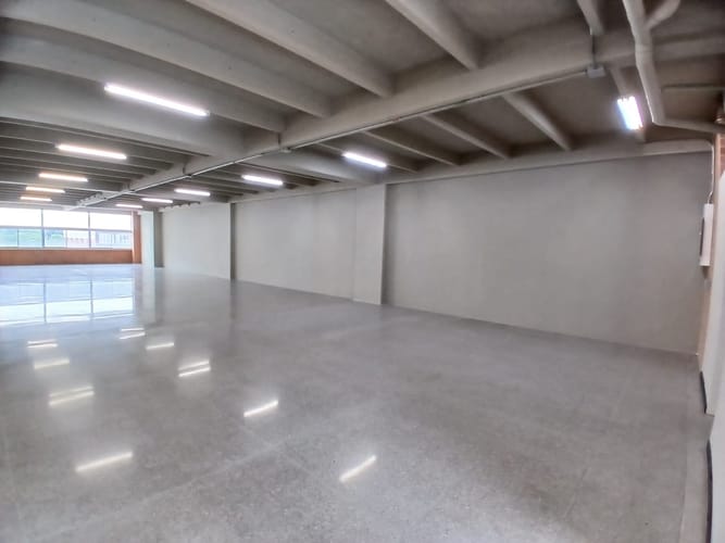 Local en arriendo en Shellmar, Medellín, 231 m² · foto 5 de 6