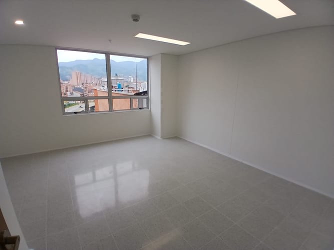 Consultorio en arriendo en Laureles, Medellín, 40 m² · foto 6 de 7
