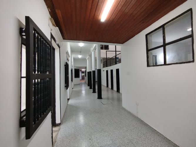 Local en arriendo en Sector Plaza De Bolivar, Pereira, 900 m² · foto 3 de 11