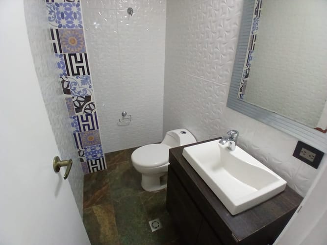 Oficina en arriendo en Santa María De Los Ángeles, Medellín, 108 m² · foto 2 de 9
