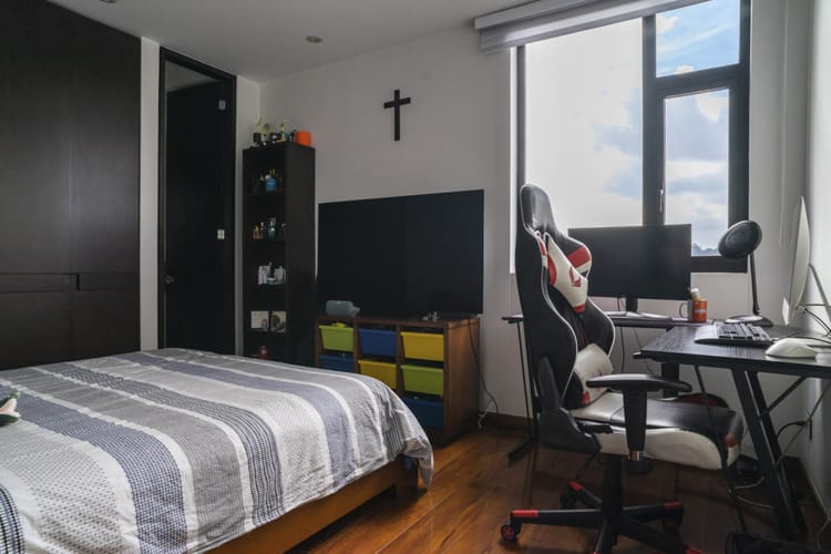 Apartamento de 3 alcobas en venta en Colina Campestre, Bogotá, 190 m² · foto 13 de 24