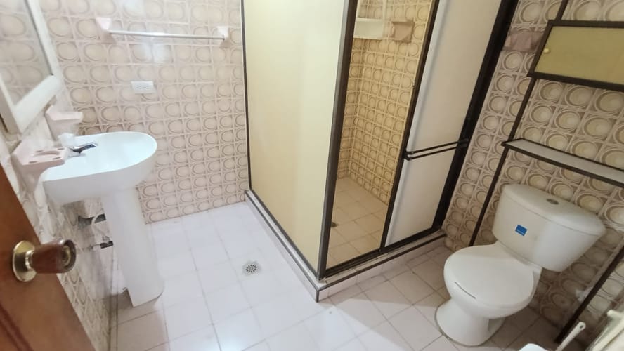 Local en arriendo en Florida Nueva, Medellín, 220 m² · foto 16 de 17