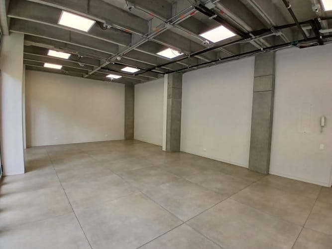 Local en arriendo en El Poblado, Medellín, 132 m² · foto 5 de 5