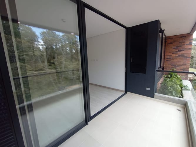 Apartaestudio en arriendo en Los Mangos, Medellín, 73 m² · foto 3 de 14
