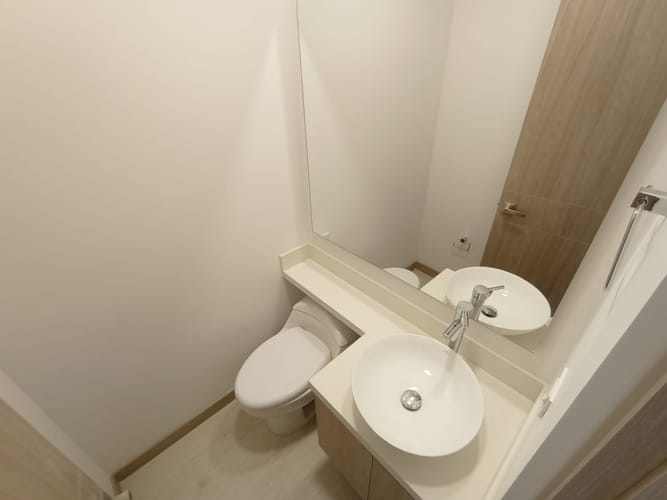 Apartaestudio en arriendo en Los Mangos, Medellín, 73 m² · foto 5 de 14