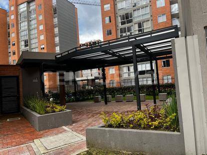 Apartamento en venta en Hayuelos, Bogotá · foto 2 de 18
