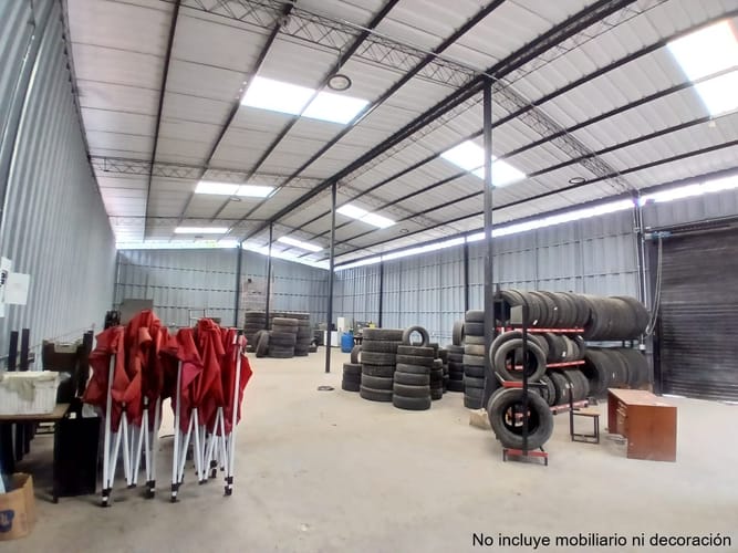 Bodega en arriendo en La Clara, Guarne, 290 m² · foto 2 de 5