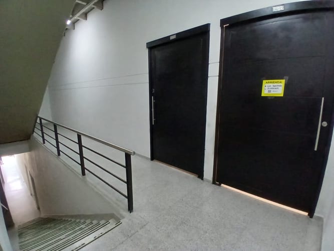 Bodega en arriendo en Trinidad, Medellín, 190 m² · foto 2 de 10