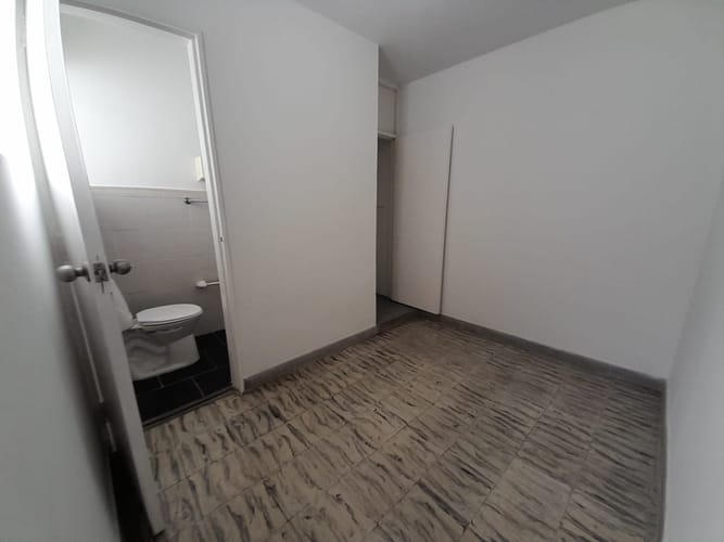 Local en arriendo en Laureles, Medellín, 224 m² · foto 8 de 15