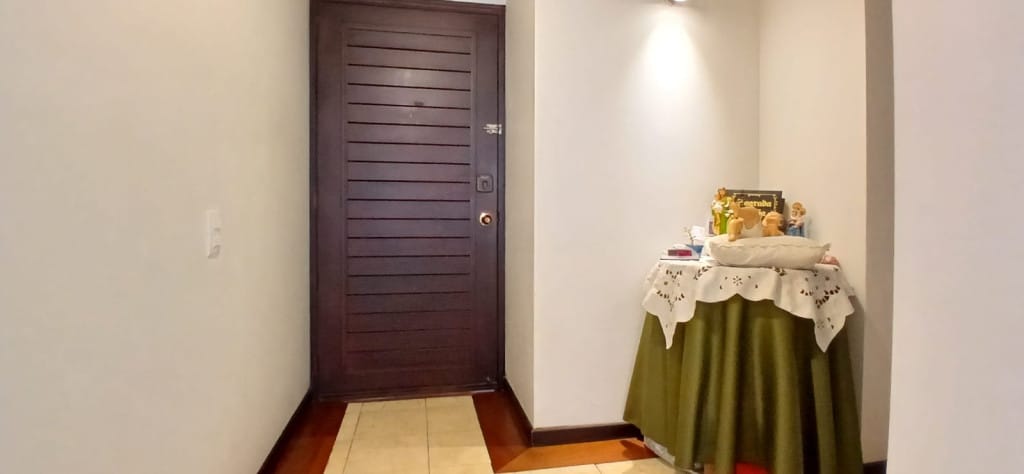 Apartamento de 3 alcobas en venta en La Carolina, Bogotá, 90 m² · foto 5 de 24