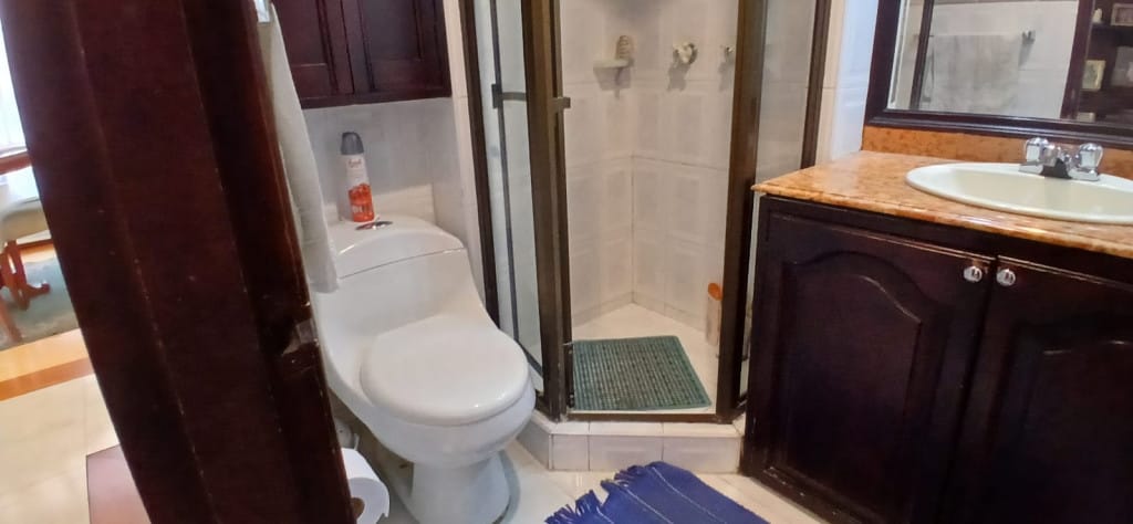 Apartamento de 3 alcobas en venta en La Carolina, Bogotá, 90 m² · foto 16 de 24