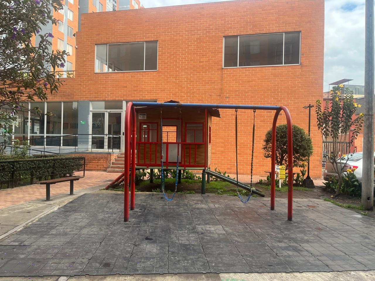 Apartamento en venta en Ciudad Techo Ii, Bogotá · foto 2 de 12