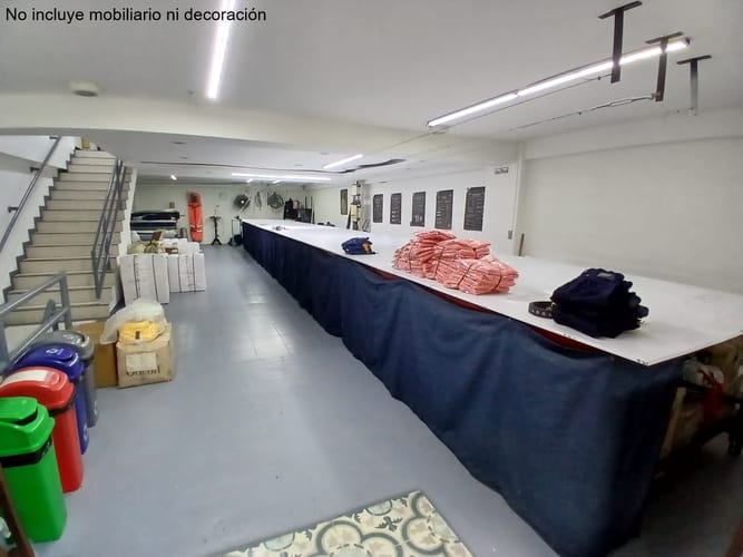 Bodega en arriendo en Guayabal, Medellín, 353 m² · foto 3 de 5