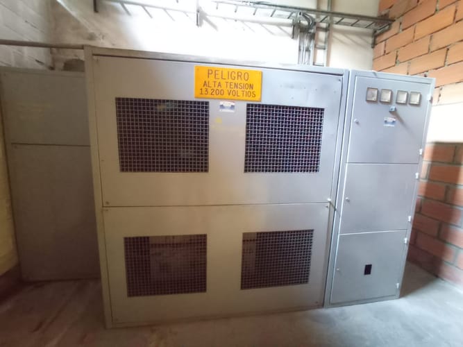 Bodega en arriendo en La Esmeralda, Itagüí, 651 m² · foto 2 de 7