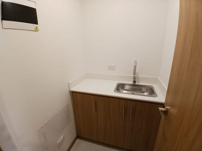 Consultorio en arriendo en Laureles, Medellín, 29 m² · foto 4 de 9