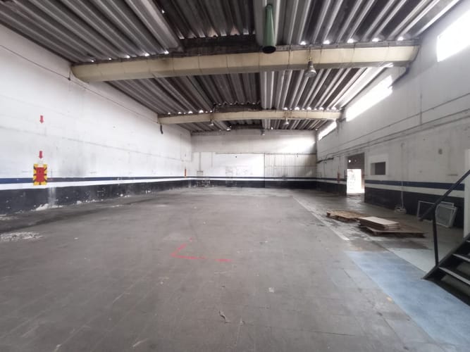 Bodega en arriendo en La Esmeralda, Itagüí, 651 m² · foto 7 de 7
