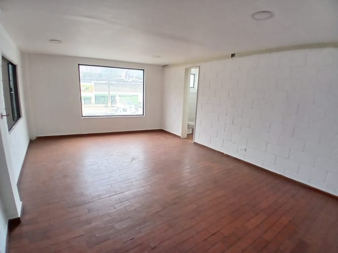 Bodega en arriendo en Zona Industrial No. 1, Itagüí, 2919 m² · foto 9 de 9