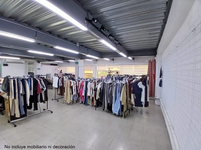 Bodega en arriendo en Viviendas Del Sur, Itagüí, 186 m² · foto 3 de 4