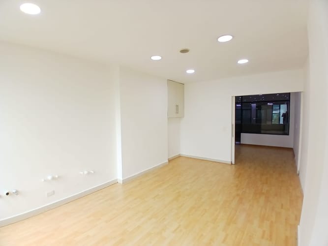 Local en arriendo en Los Balsos, Medellín, 35 m² · foto 5 de 5