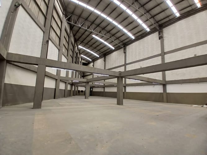 Bodega en arriendo en La Tablacita, La Estrella, 2551 m² · foto 2 de 10
