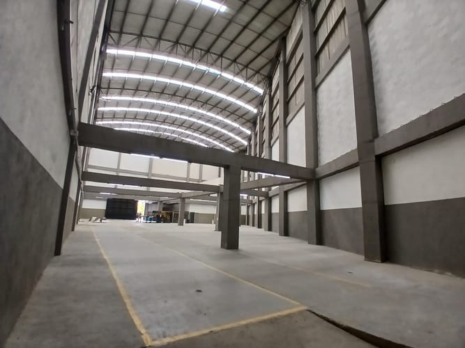 Bodega en arriendo en La Tablacita, La Estrella, 2551 m² · foto 6 de 10