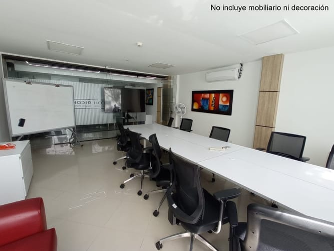 Oficina en arriendo en Suramericana, Medellín, 74 m² · foto 3 de 4