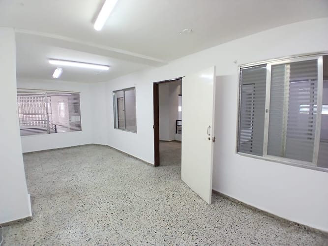 Local en arriendo en Centro, Bello, 720 m² · foto 7 de 8