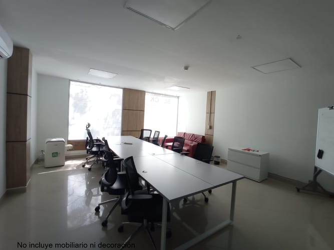 Oficina en arriendo en Suramericana, Medellín, 74 m² · foto 4 de 4