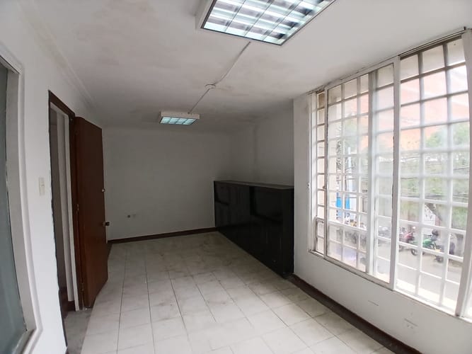 Local en arriendo en Prado, Medellín, 200 m² · foto 3 de 10