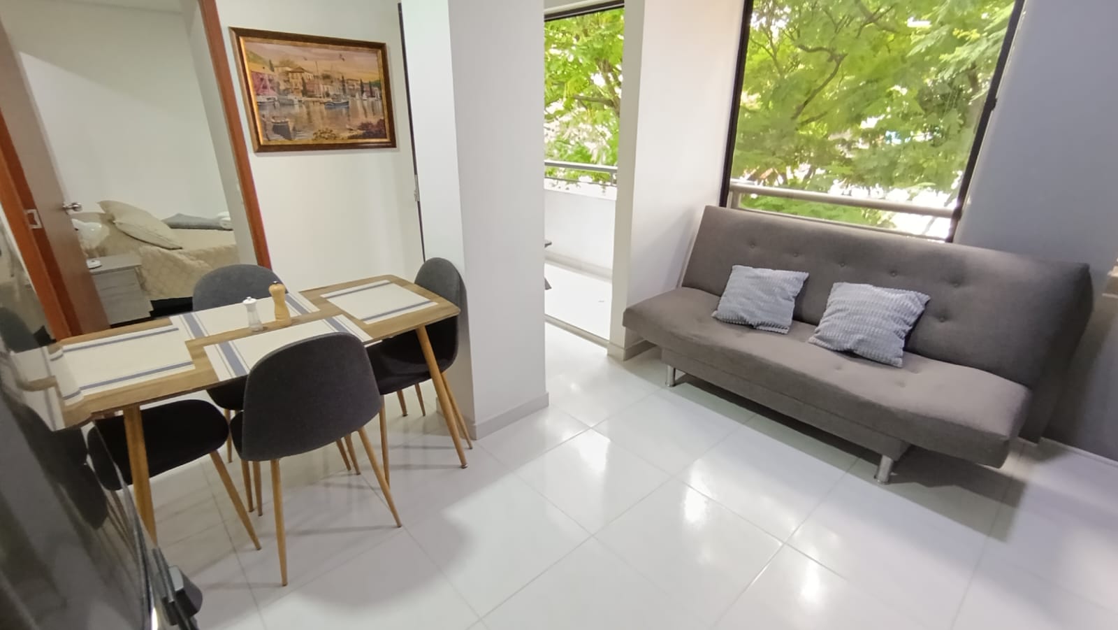 Apartamento en arriendo en Belén, Medellín · foto 3 de 11