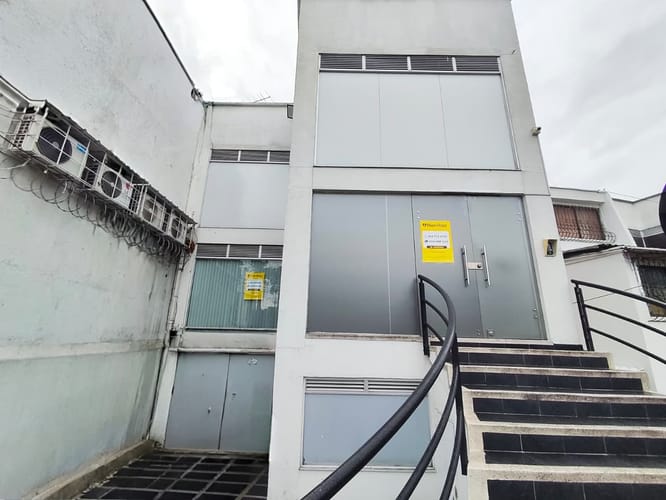 Local en arriendo en Avenida 30 De Agosto, Pereira, 240 m² · foto 12 de 12